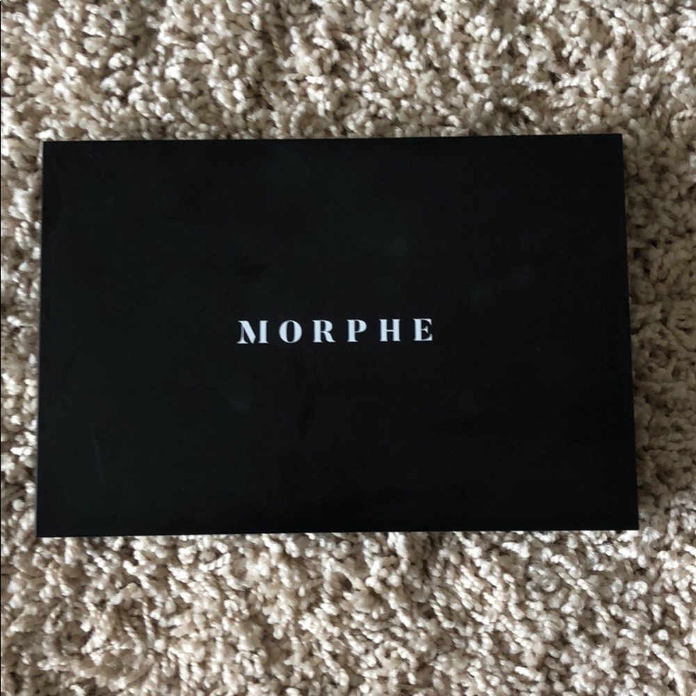 Morphe eyeshadow palette